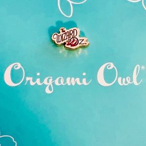 Origami Owl “Wizard of Oz” Charm